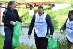 Crear realizó una jornada de limpieza y concientización en Parque Camet