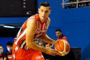 Quilmes se sacó la mufa de local: logró su primera victoria en el Polideportivo