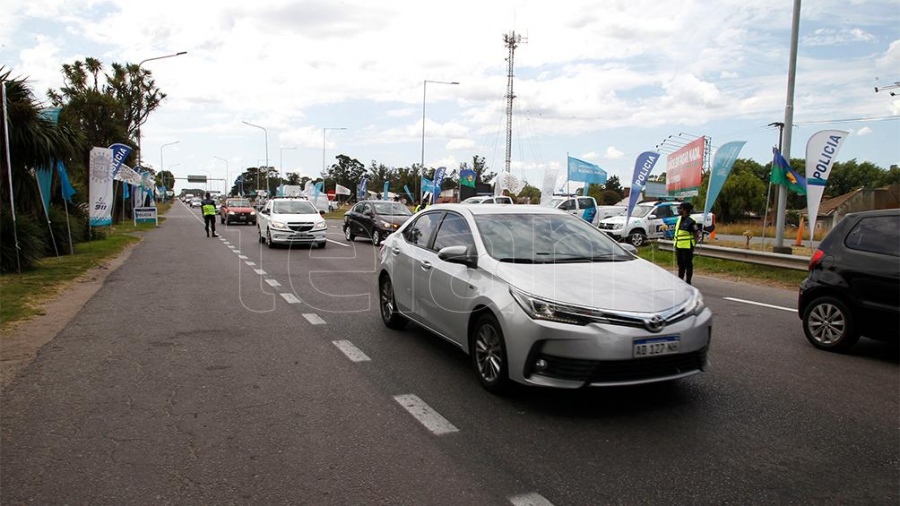 Miles de turistas arribaron a Mar del Plata para festejar Nochebuena y Navidad