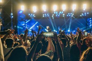 Provincia amplió el aforo para eventos masivos en espacios cerrados