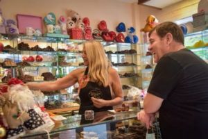 Destacan que un centenar de empresas ya adhirieron al programa “Producto Local”