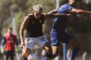 Alvarado calentó motores en un amistoso con Santamarina