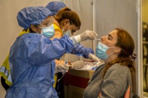 El Gobierno estableció las recomendaciones para los recuperados de Covid y sus contactos estrechos