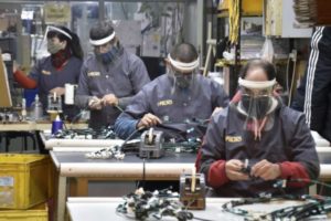 Los salarios crecieron 3,9% en noviembre y le ganaron a la inflación por quinto mes consecutivo