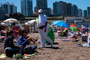 Vendedores ambulantes: “Es una de las mejores temporadas de las últimas décadas”