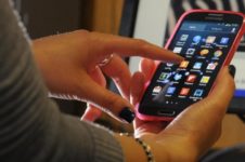 Personal doméstico, prepagas, teléfono y colegios privados: los aumentos que vienen