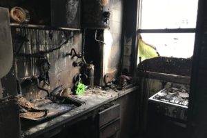 Madrugada: Angustia por el incendio de un departamento en Salta al 1.600