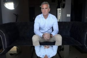 Empresas de dudosos antecedentes detrás del negocio de las fotomultas