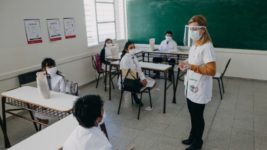 Este lunes empiezan las clases en Mendoza y CABA: cómo será el esquema para la presencialidad plena