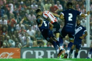 Alvarado se trajo un punto importante de Córdoba