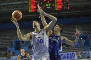 Boca cortó la racha de Peñarol