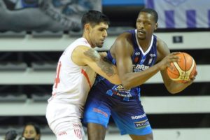 Peñarol logró su 12ª victoria consecutiva