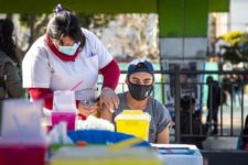 El 40% de los bonaerenses se aplicó la tercera dosis de refuerzo: ¿quiénes ya pueden darse la cuarta?