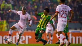 Aldosivi no clasificó ante su público en una noche para olvidar