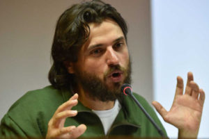 Allegados al Gobierno recomendaron no tener a Grabois de enemigo