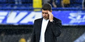 Tensión en Boca: Battaglia pidió seguir como DT de Boca y Juan Román Riquelme habló con el plantel