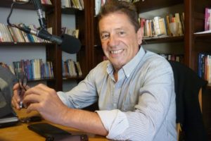 Murió el periodista Adrián Freijo