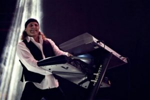 Hugo Bistolfi presentará “Viaje al cosmos I & II” con un seleccionado de voces locales