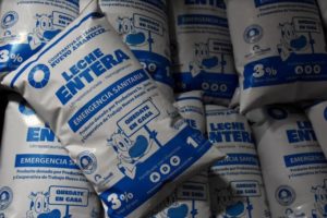 Comedores barriales recibieron 183.000 litros de leche del programa “Leche solidaria”