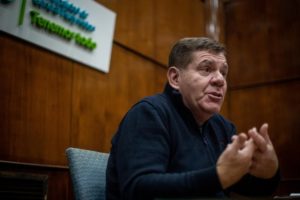 Montenegro pidió que se completen las obras de la planta compresora de gas en Las Armas