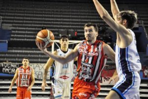 Quilmes se despidió de la temporada con una pálida actuación frente a Bahía Basket