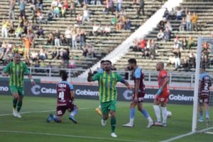 Aldosivi perdió con Arsenal, pero igual clasificó a cuartos