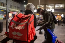 Mayor control a trabajadores de Apps de delivery en Mar del Plata