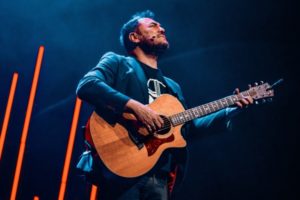 El cantautor Ismael Serrano anunció su regreso a Mar del Plata