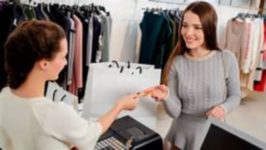 Caída de ventas de 3,9% en la ciudad respecto al mes de octubre del año pasado.