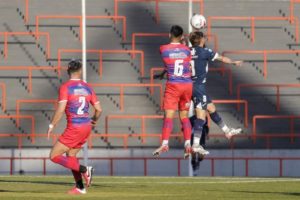 Alvarado obtuvo una importante victoria de local