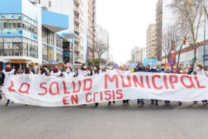 Agrupaciones sociales marcharon para señalar la “crisis” de la salud municipal