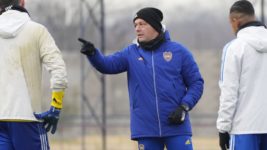 Battaglia: «Me preocupa quedar lejos de los de arriba en caso de que sumen»