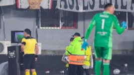 Los árbitros comienzan a rebelarse ante las «órdenes» del VAR