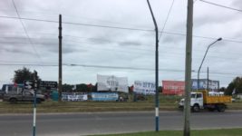 Casas por escuela: Ceden a Grabois 60.000 m2 de terrenos en el Barrio Fortunato De La Plaza