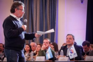 Montenegro participó de un encuentro internacional organizado por “Manino” Iriart