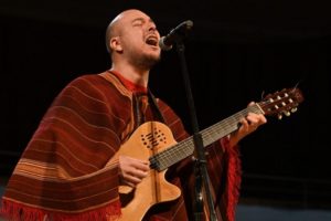 El cantautor jujeño Bruno Arias abrirá el ciclo “Artistas populares”