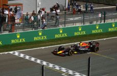 Max Verstappen ganó el Gran Premio de Bélgica tras una asombrosa remontada y amplió su liderazgo en la F1