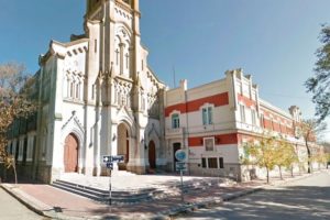 Analizan los celulares secuestrados a alumnos del Colegio Don Bosco