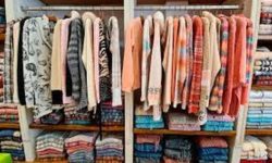 Algunos comercios minoristas suspenden ventas con tarjeta de crédito.