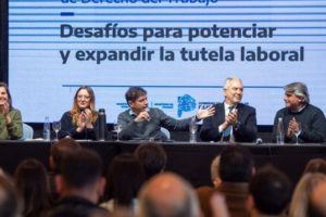 Con la presencia de Kicillof, comenzó el Primer Congreso Bonaerense de Derecho del Trabajo
