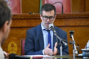 Repudian carteles y pintadas con amenazas contra el concejal Daniel Núñez