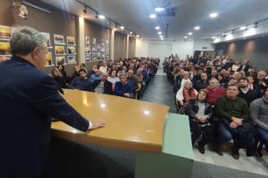 Desde Mar del Plata, Duhalde llamó a la unidad “como única salida de la crisis”