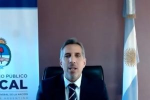 Los dueños de restaurante donde increparon al fiscal Luciani expresaron su “repudio” por lo sucedido