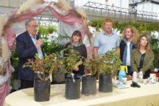 Charlas y promociones en el comienzo de la primera edición de «Entre viveros» en Tandil