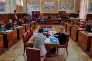 La Comisión de Legislación aprobó el pliego de licitación por el predio de residuos