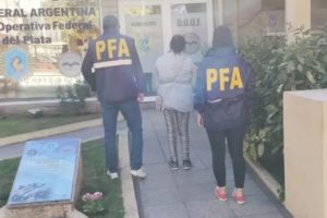 Detuvieron a una mujer trans que tenía pedido de deportación