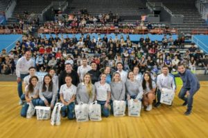 La Municipalidad entregó becas a 235 deportistas locales