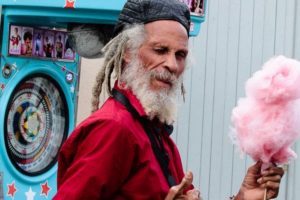 La leyenda del reggae, Cedric Myton, actuará en Mar del Plata