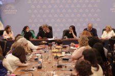 El ministro de Trabajo bonaerense impulsa trabajar menos horas por semana