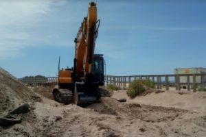 Ceden arena excedente del Puerto para recuperar superficie pública de Playa Grande
